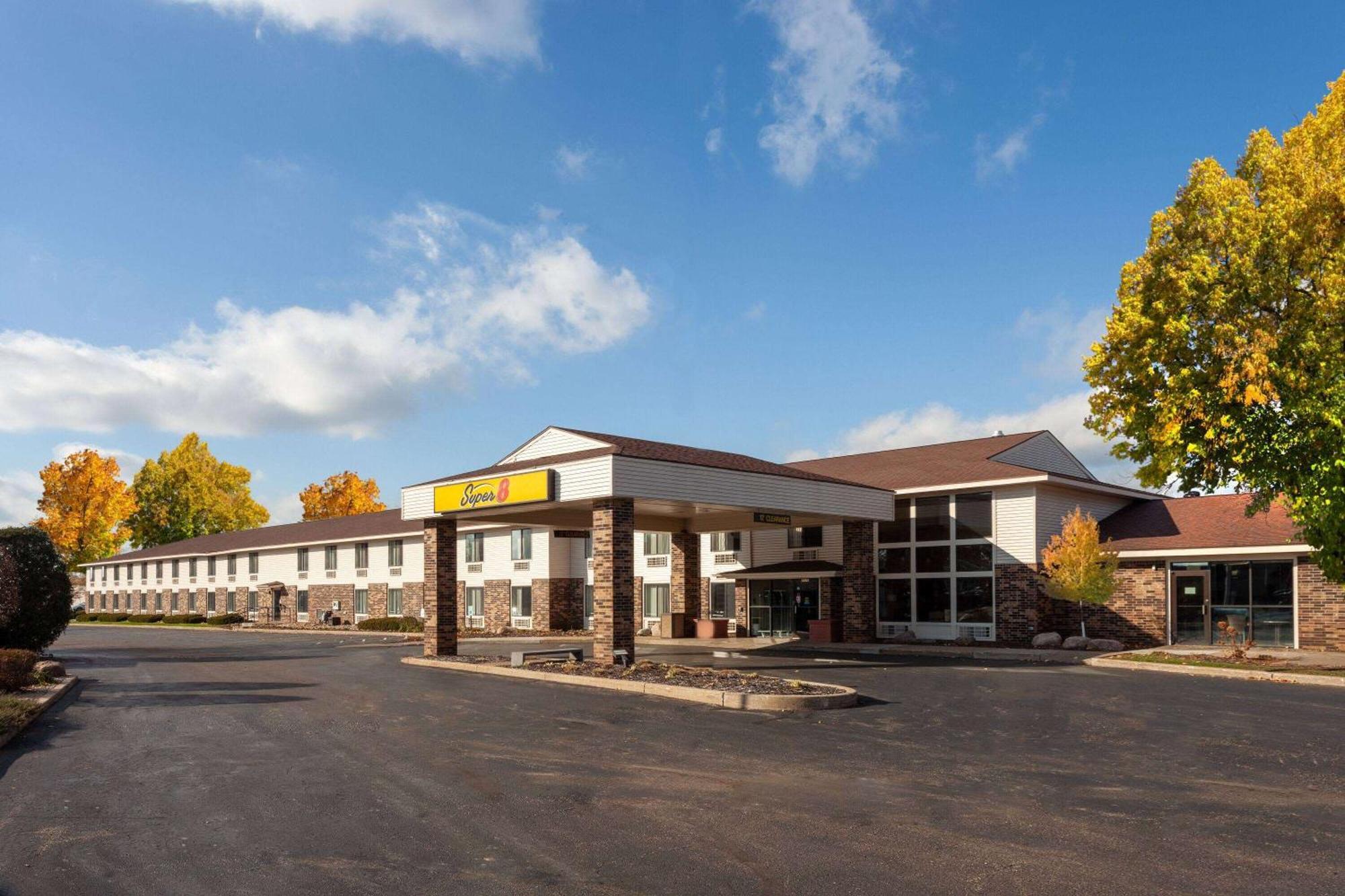 Super 8 By Wyndham Wausau Zewnętrze zdjęcie